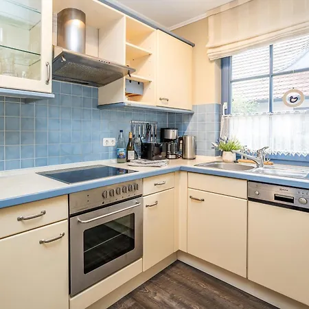 Anlage Heimathafen Haus Meerkönig Ostseeheilbad Zingst